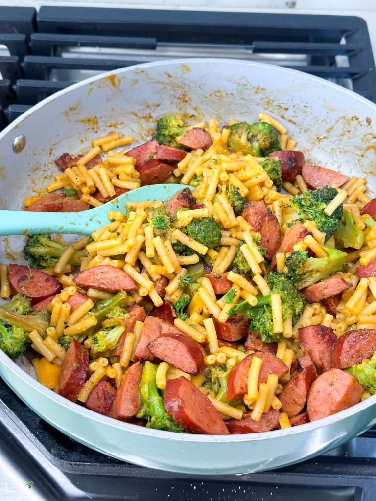 smoked sausage mac and cheese