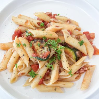 Tomato Bacon Pasta