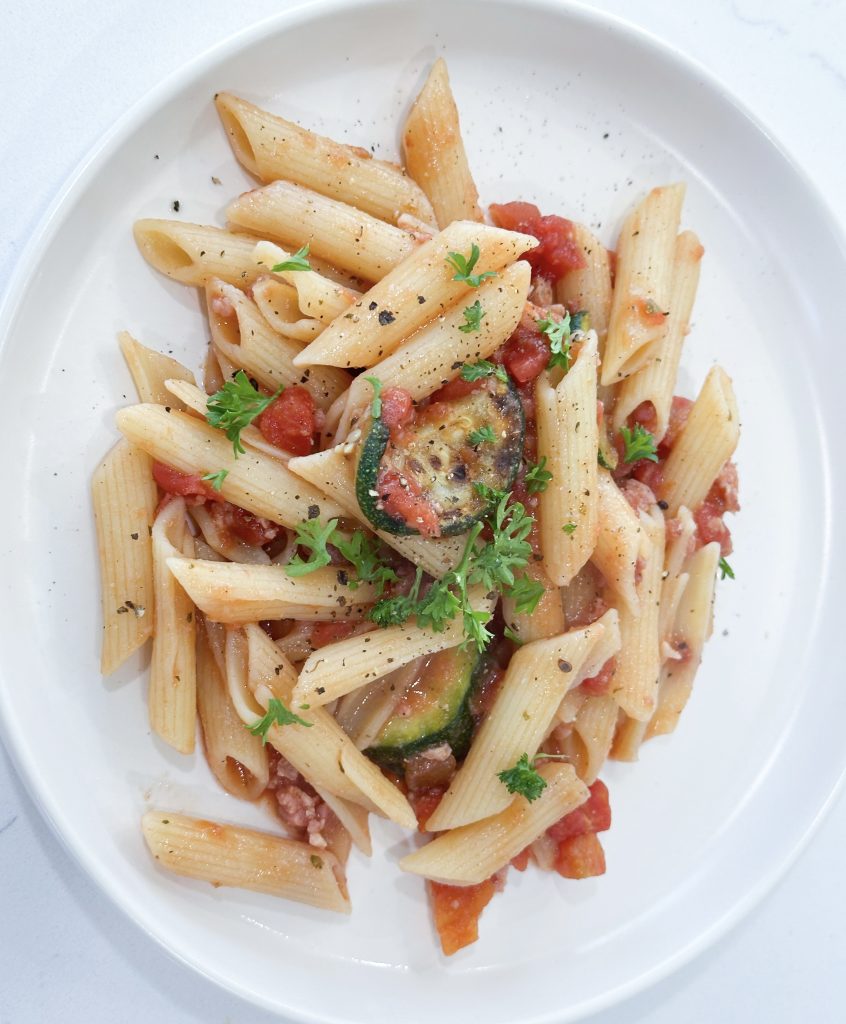 Tomato bacon pasta