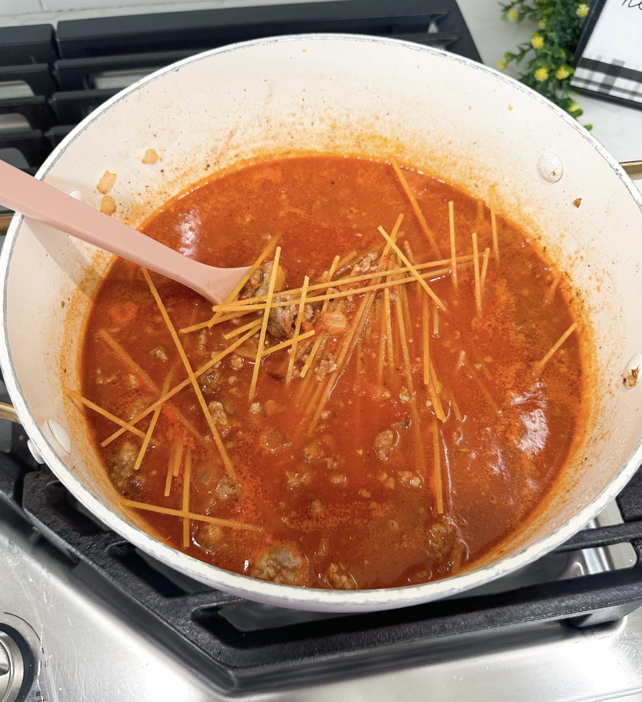 one-pot spaghetti with sausage