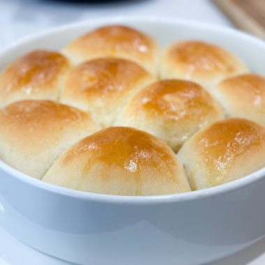 easy homemade one-hour dinner rolls