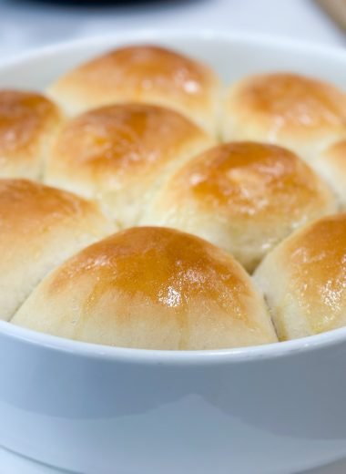 easy homemade one-hour dinner rolls