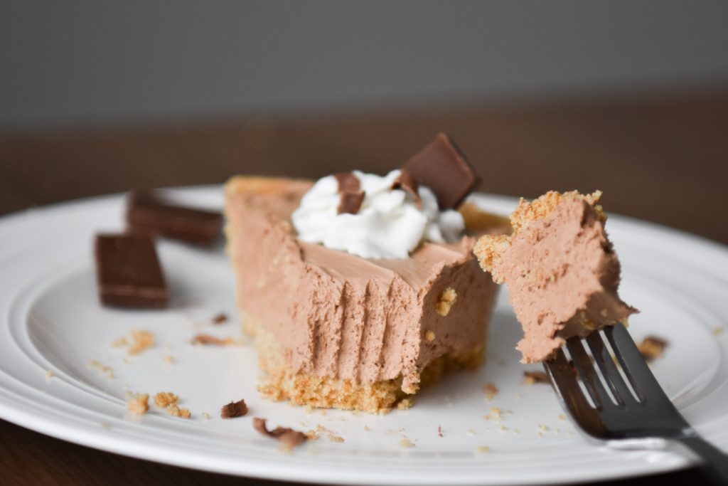 No-Bake Hershey’s Chocolate Pie