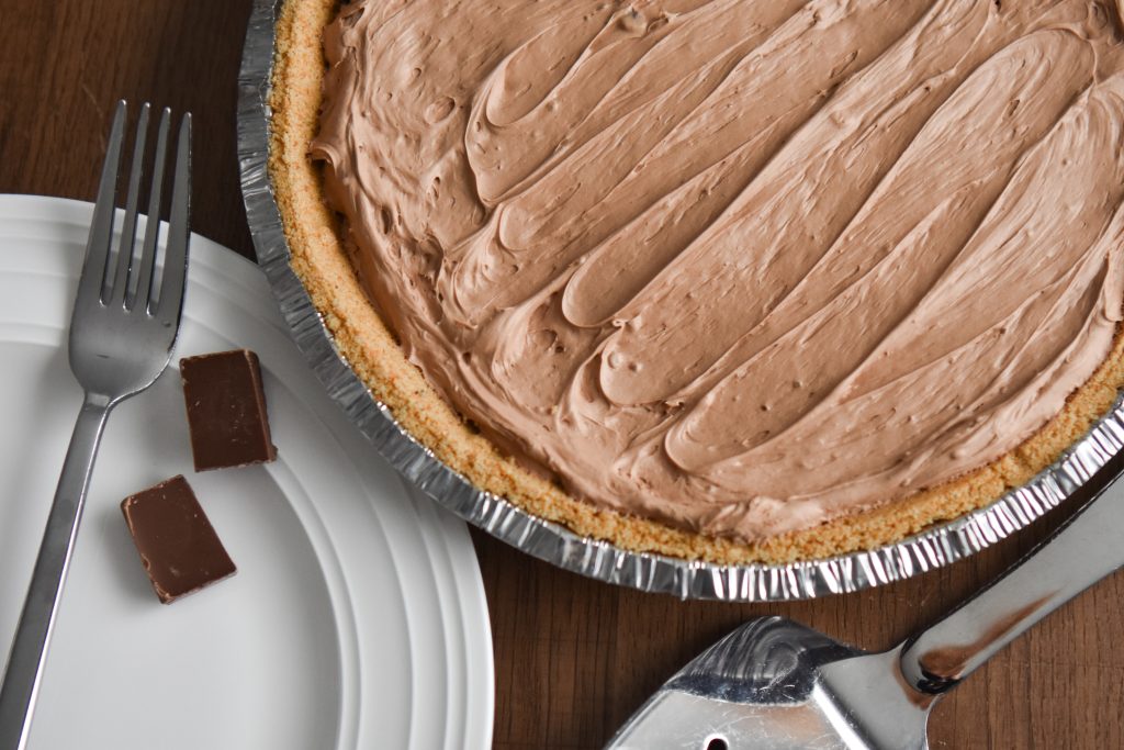 No-Bake Hershey’s Chocolate Pie