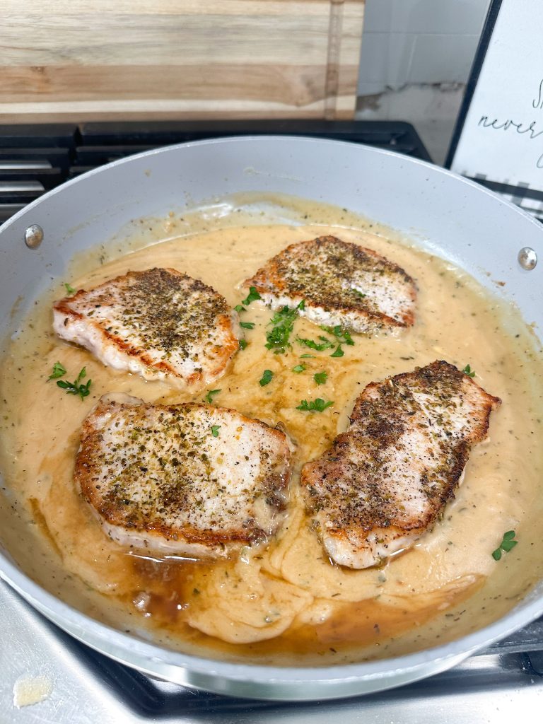 Easy Pork Chops and Gravy