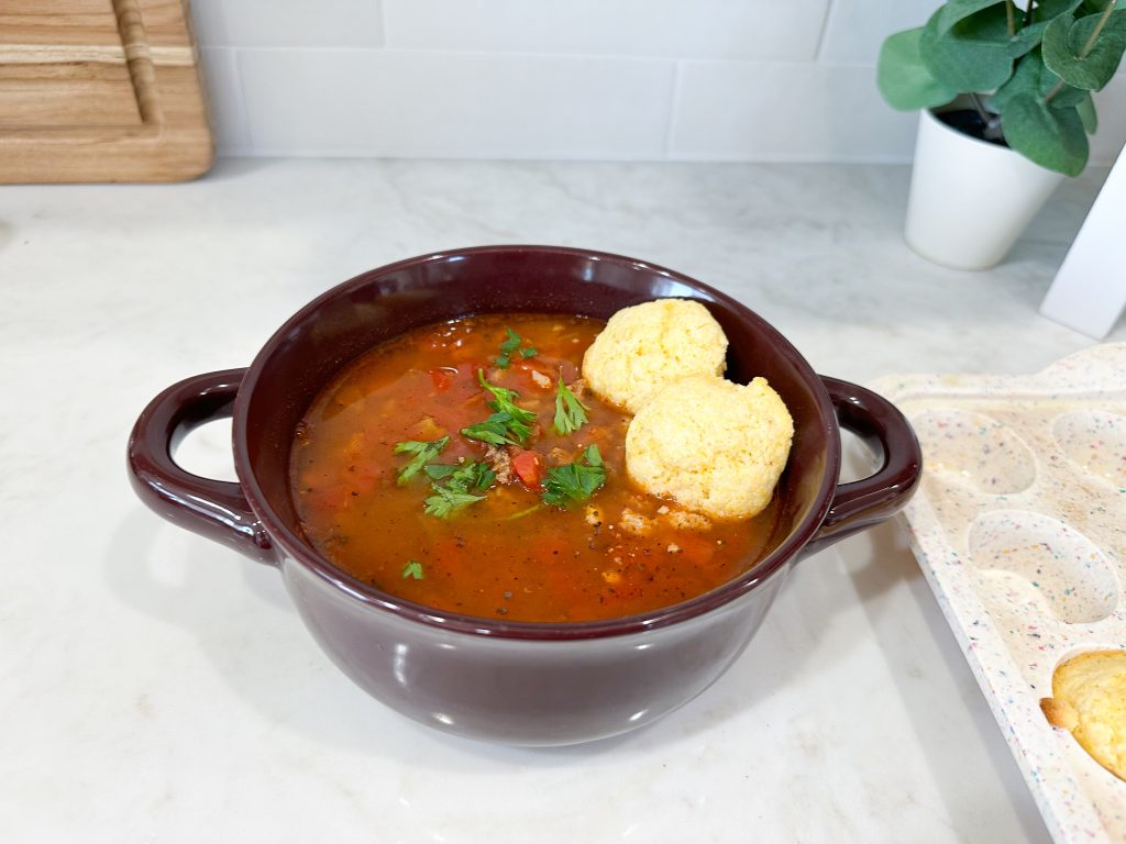 simple chili and corn bread dinner