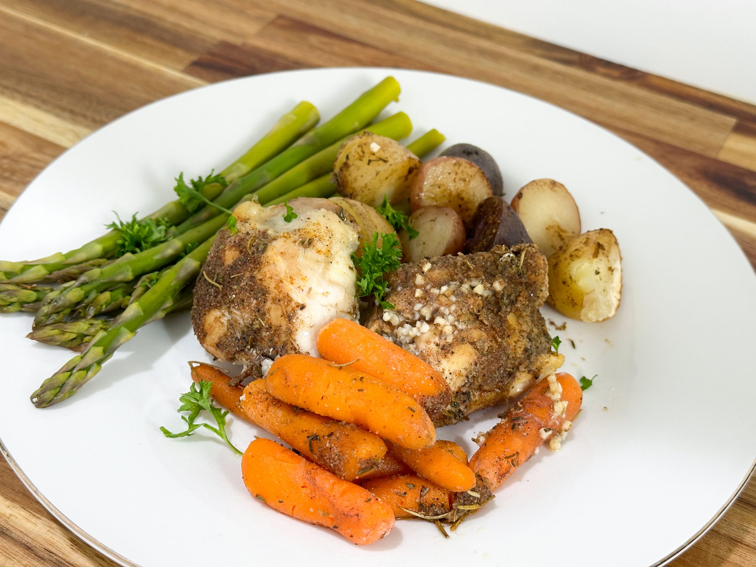 Delicious slow cooker chicken and veggies