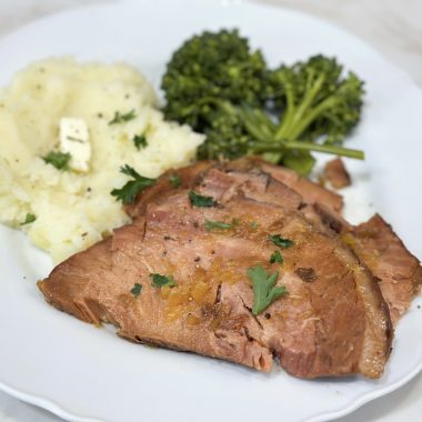 easy and juicy slow cooker ham